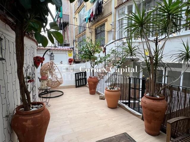 Piso de alto standing de 185 m2 en venta en Barcelona, Cataluña