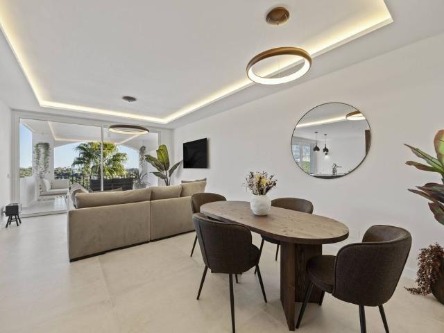 Piso de alto standing de 186 m2 en venta en Marbella, España