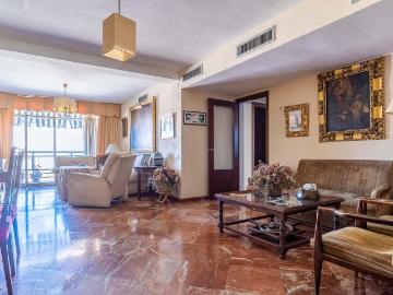 Piso de alto standing de 189 m2 en venta en Sevilla, Andalucía