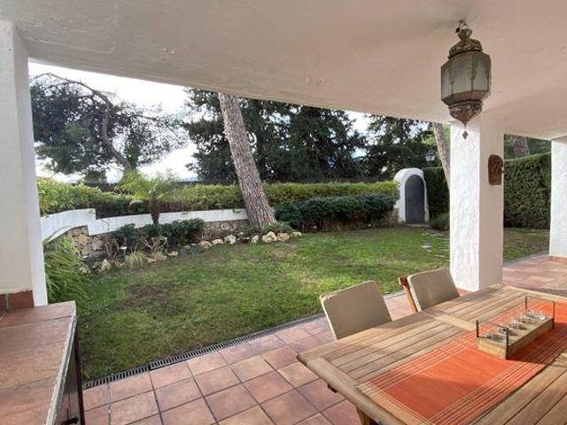 Piso de alto standing de 180 m2 en alquiler en Nueva Andalucia, España