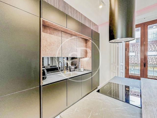 Piso de alto standing de 181 m2 en venta en Madrid, España