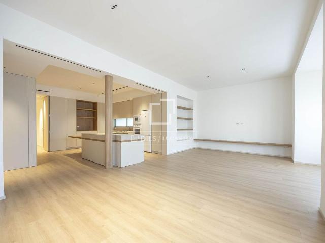 Piso de alto standing de 197 m2 en alquiler en Valencia, España