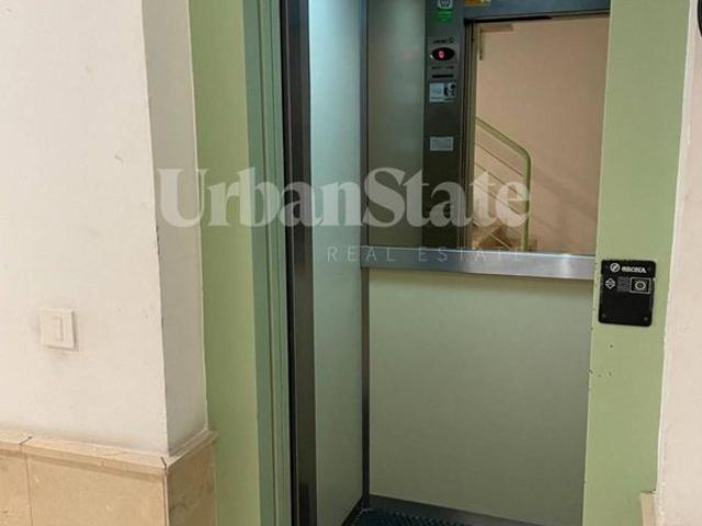 Piso de alto standing de 198 m2 en venta en Valencia, España