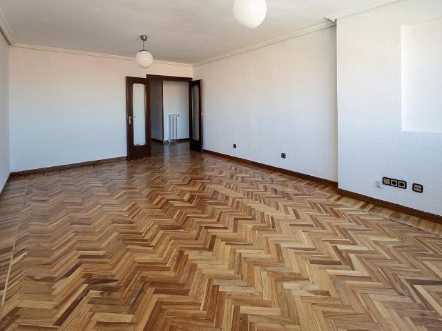 Piso de alto standing de 198 m2 en venta en Valladolid, Castilla y León