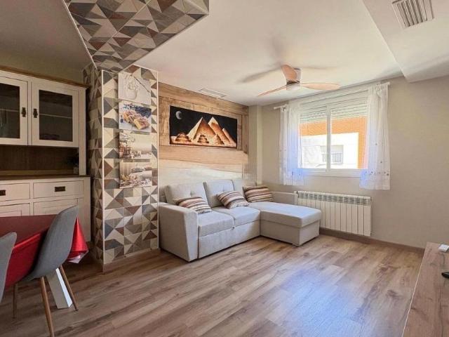 Piso de alto standing de 190 m2 en alquiler en Tabernes Blanques, España