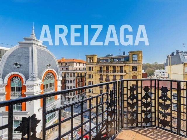 Piso de alto standing de 190 m2 en venta en San Sebastián, España