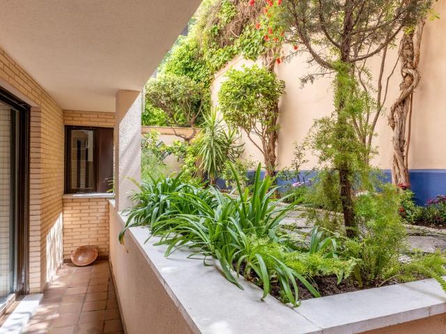 Piso de alto standing de 192 m2 en venta en Zaragoza, España