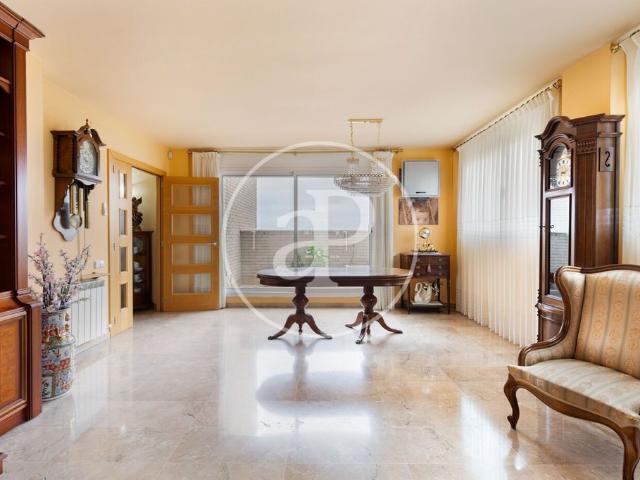 Piso de alto standing de 193 m2 en venta en Terrassa, Cataluña