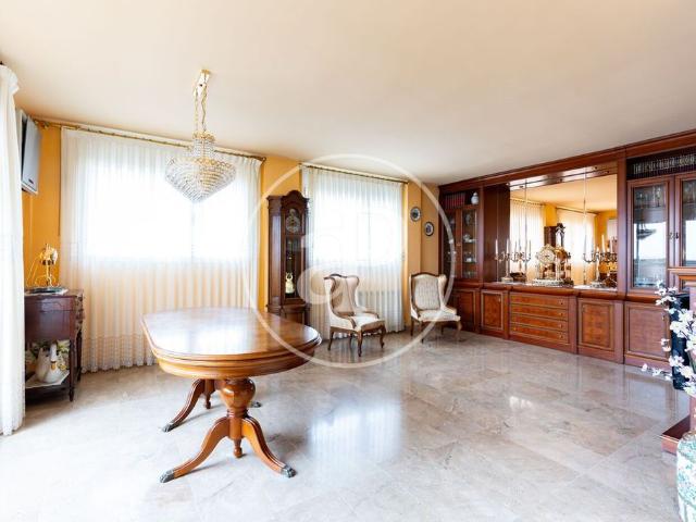 Piso de alto standing de 193 m2 en venta en Terrassa, Cataluña