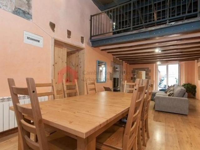 Piso de alto standing de 206 m2 en venta en Barcelona, España