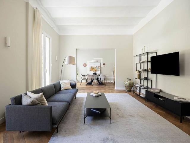 Piso exclusivo de 201 m2 en alquiler en Barcelona, España