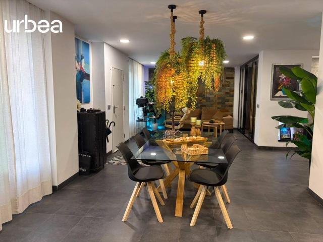 Piso de alto standing de 201 m2 en venta en Málaga, España