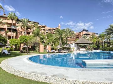 Piso de alto standing de 201 m2 en venta en Estepona, España