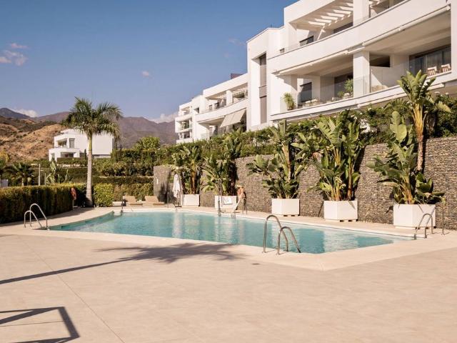 Piso de alto standing de 202 m2 en venta en Santa Clara, Marbella, Andalucía