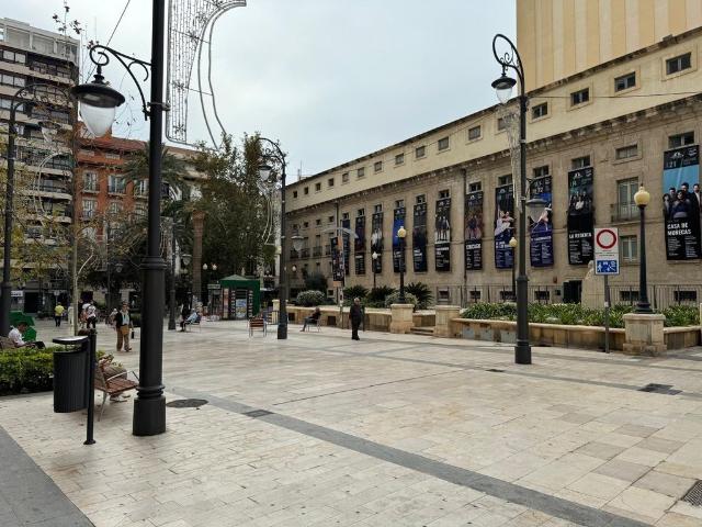 Piso de alto standing de 203 m2 en venta en Alicante, España