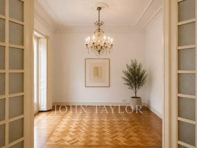 Piso de alto standing de 214 m2 en alquiler en Madrid, España