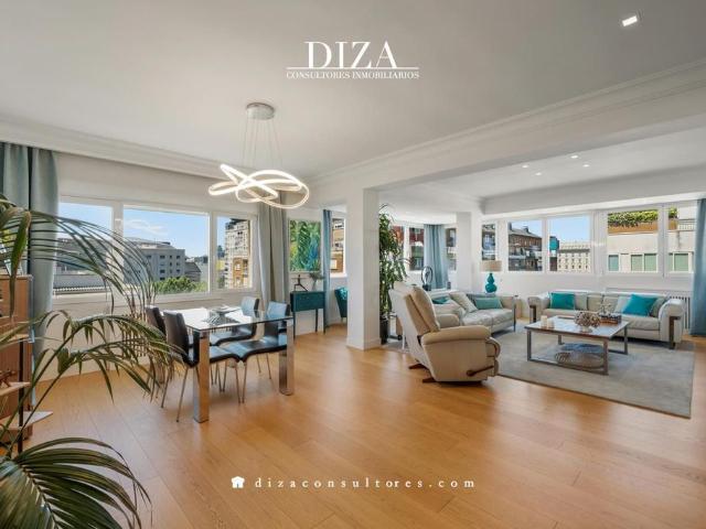 Piso de lujo de 218 m2 en venta en Madrid, España