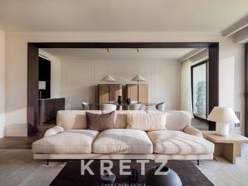 Piso de alto standing de 230 m2 en venta en Barcelona, España