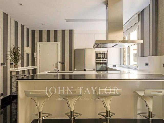 Piso de alto standing de 242 m2 en alquiler en Madrid, Comunidad de Madrid