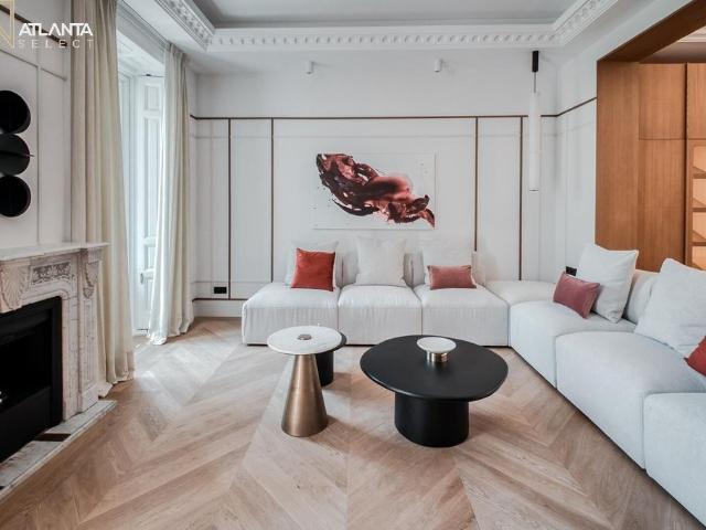 Piso de alto standing de 256 m2 en venta en Madrid, España