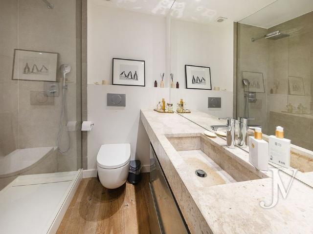 Piso de alto standing de 250 m2 en venta en Madrid, España