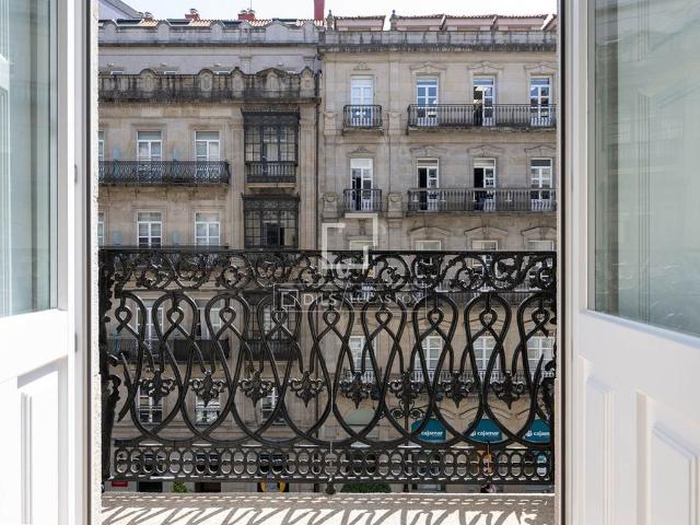 Piso de alto standing de 253 m2 en venta en Vigo, España