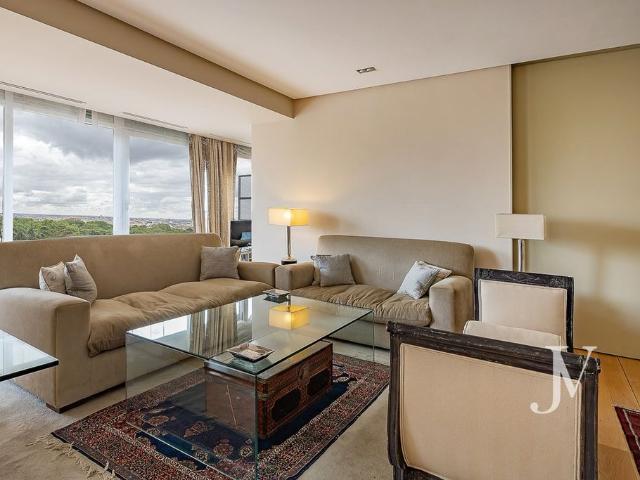 Piso de alto standing de 281 m2 en alquiler en Barrio Salamanca, España