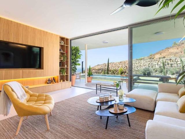 Piso de alto standing de 310 m2 en venta en Fuengirola, España