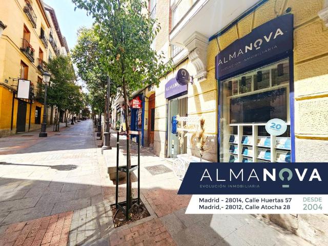 Piso de alto standing de 400 m2 en venta en Madrid, España