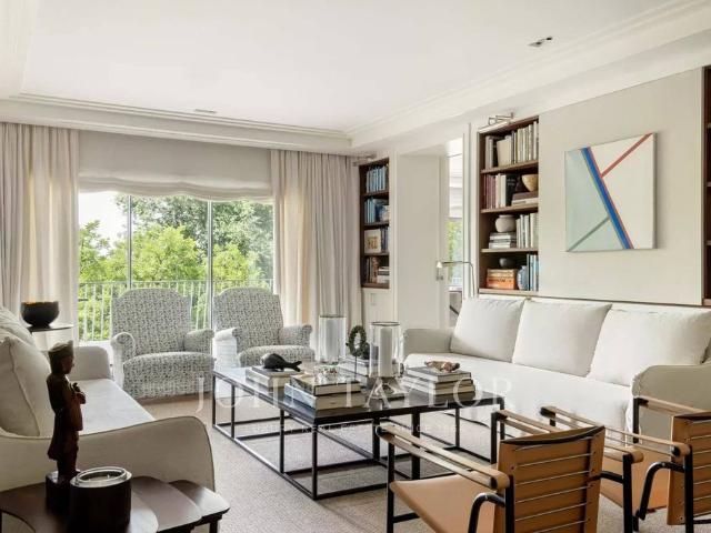 Piso de alto standing de 517 m2 en venta en Madrid, Comunidad de Madrid