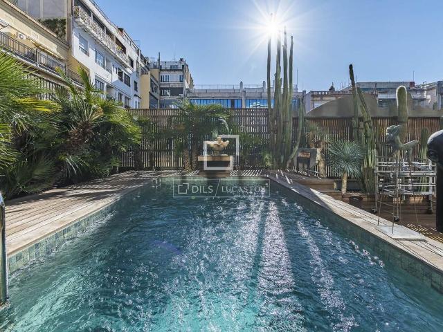 Piso de alto standing de 542 m2 en venta en Barcelona, Cataluña