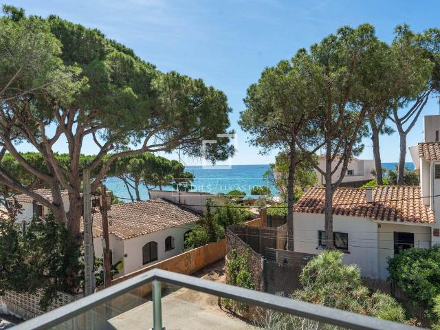 Piso de alto standing de 61 m2 en venta en Palamós, España