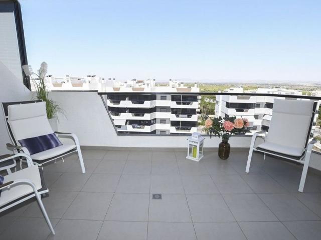 Piso de alto standing de 64 m2 en venta en Arenales del Sol, España