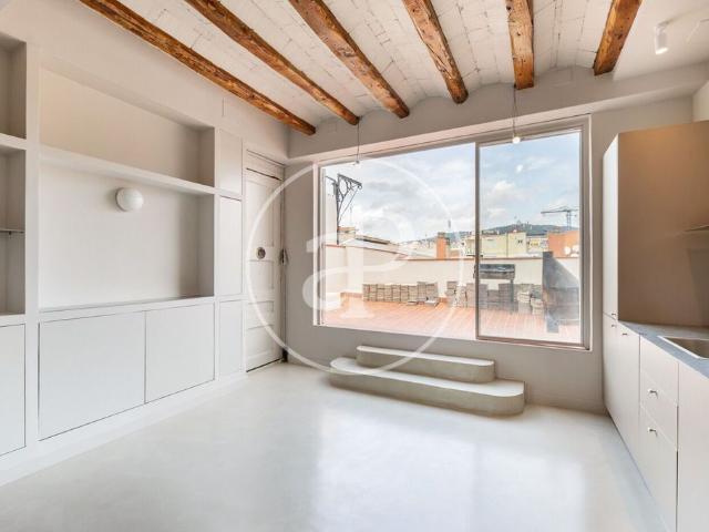 Piso de alto standing de 70 m2 en venta en Barcelona, España