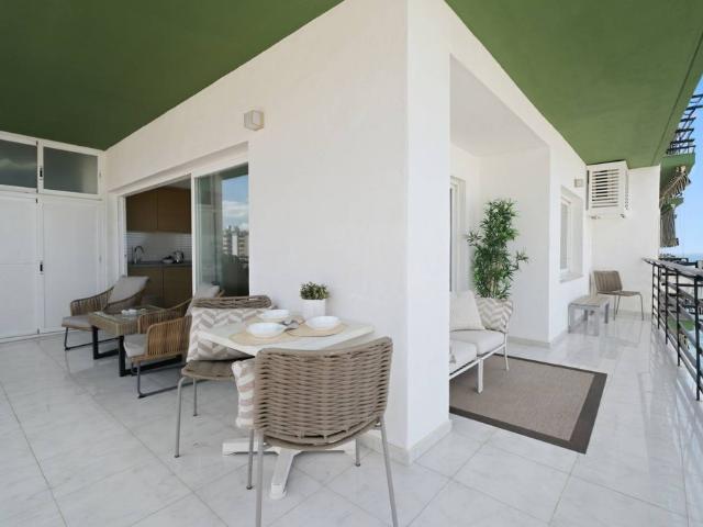 Piso de alto standing de 72 m2 en venta en Marbella, España