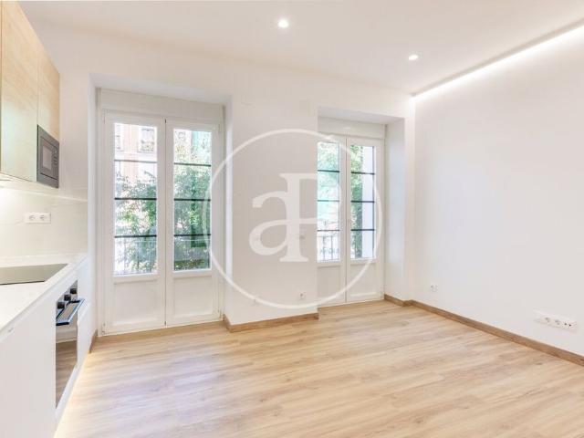 Piso de alto standing de 73 m2 en venta en Madrid, España