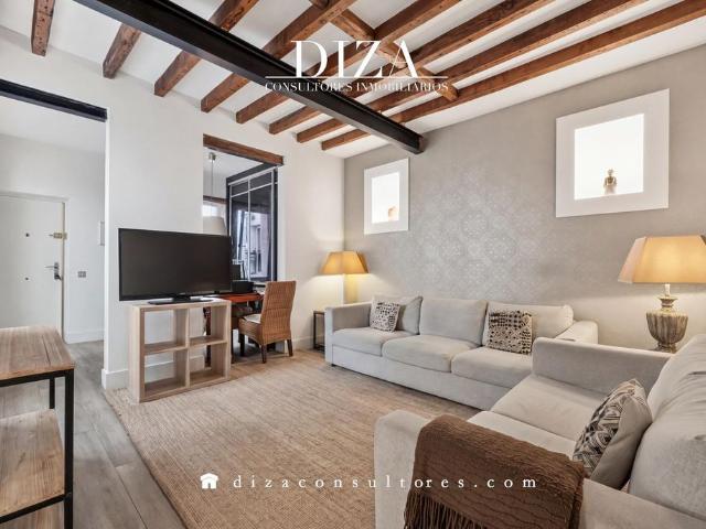Piso de alto standing de 73 m2 en venta en Madrid, España