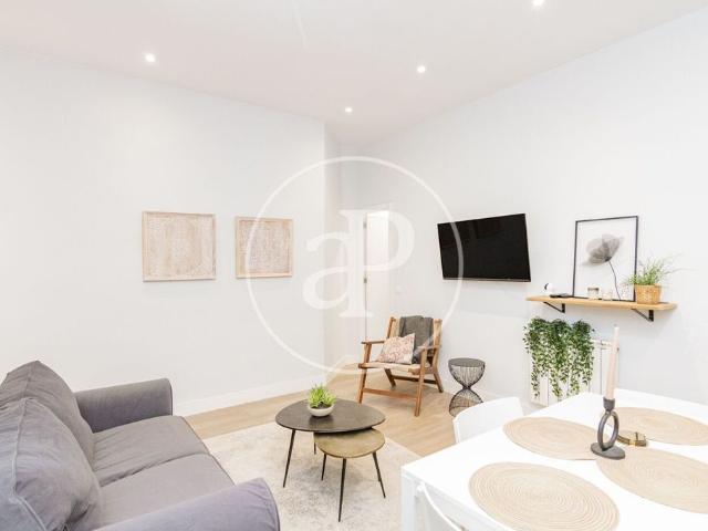 Piso de alto standing de 76 m2 en alquiler en Madrid, España