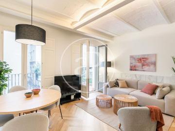 Plaça del Duc de Medinaceli - Terraza, Ascensor