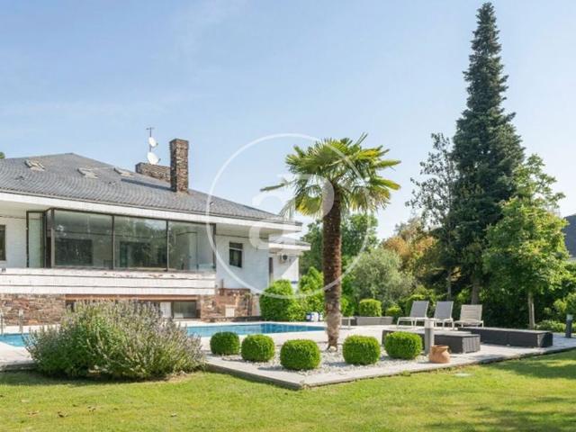Piso de alto standing de 800 m2 en venta en Alcobendas, España