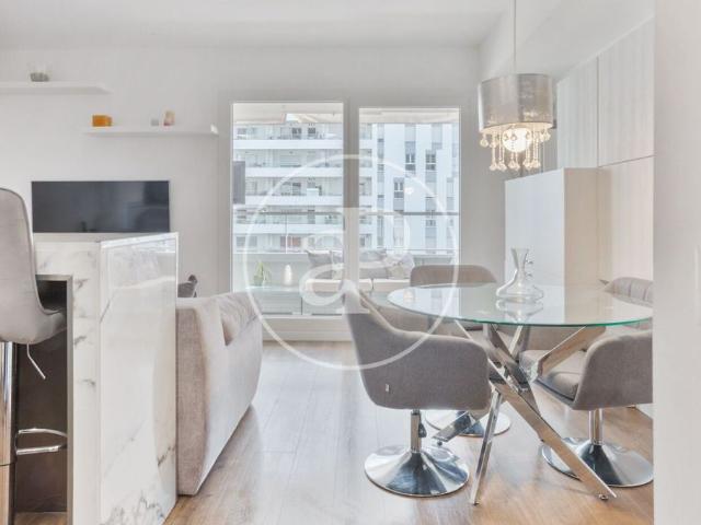 Piso de alto standing de 81 m2 en venta en Valencia, España