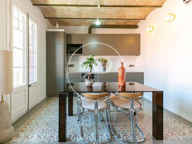 Piso de alto standing de 83 m2 en venta en Barcelona, España