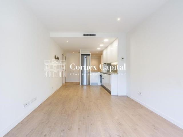 Piso de alto standing de 84 m2 en venta en Barcelona, Cataluña