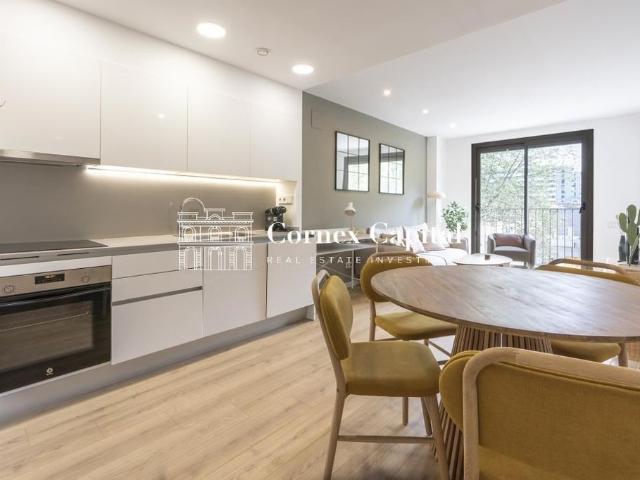 Piso de alto standing de 84 m2 en venta en Barcelona, España