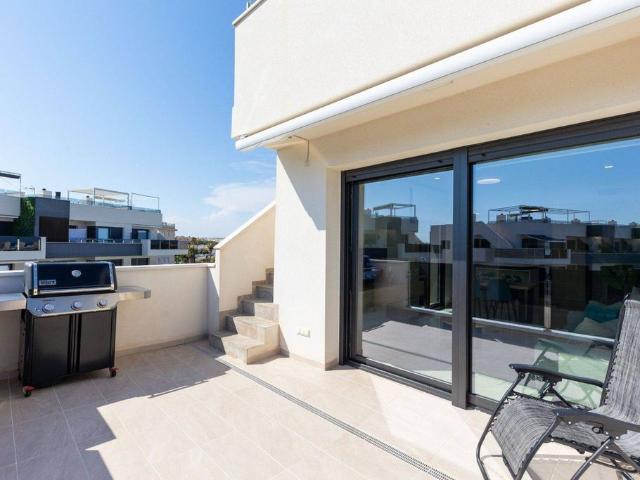 Piso de alto standing de 84 m2 en venta en Playas de Orihuela, España