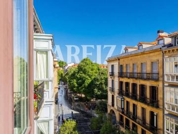 Piso de alto standing de 85 m2 en venta en San Sebastián, País Vasco