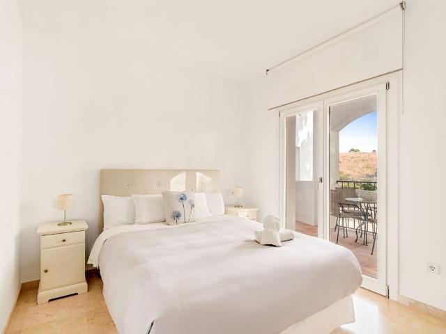 Piso de alto standing de 90 m2 en alquiler en Nueva Andalucia, Andalucía