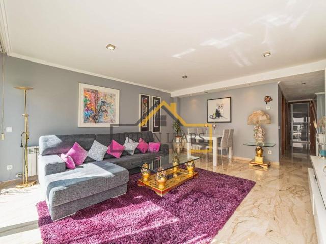 Piso de lujo de 100 m2 en venta en Mataró, España