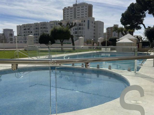 Piso de alto standing de 94 m2 en alquiler en Fuengirola, España