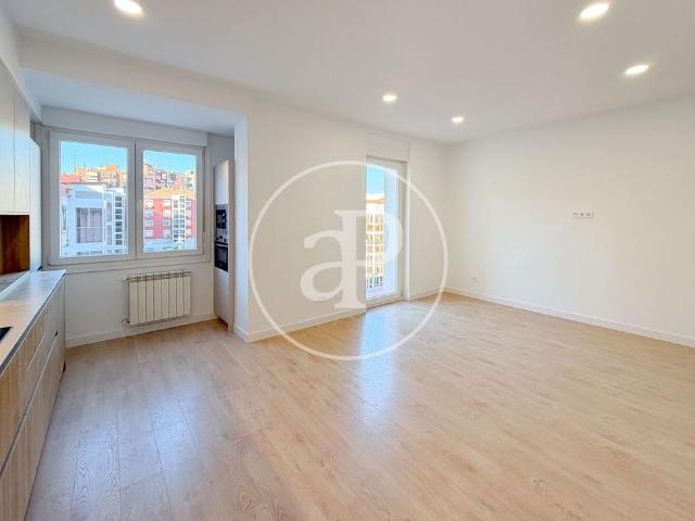 Piso de alto standing de 96 m2 en venta en Madrid, Comunidad de Madrid